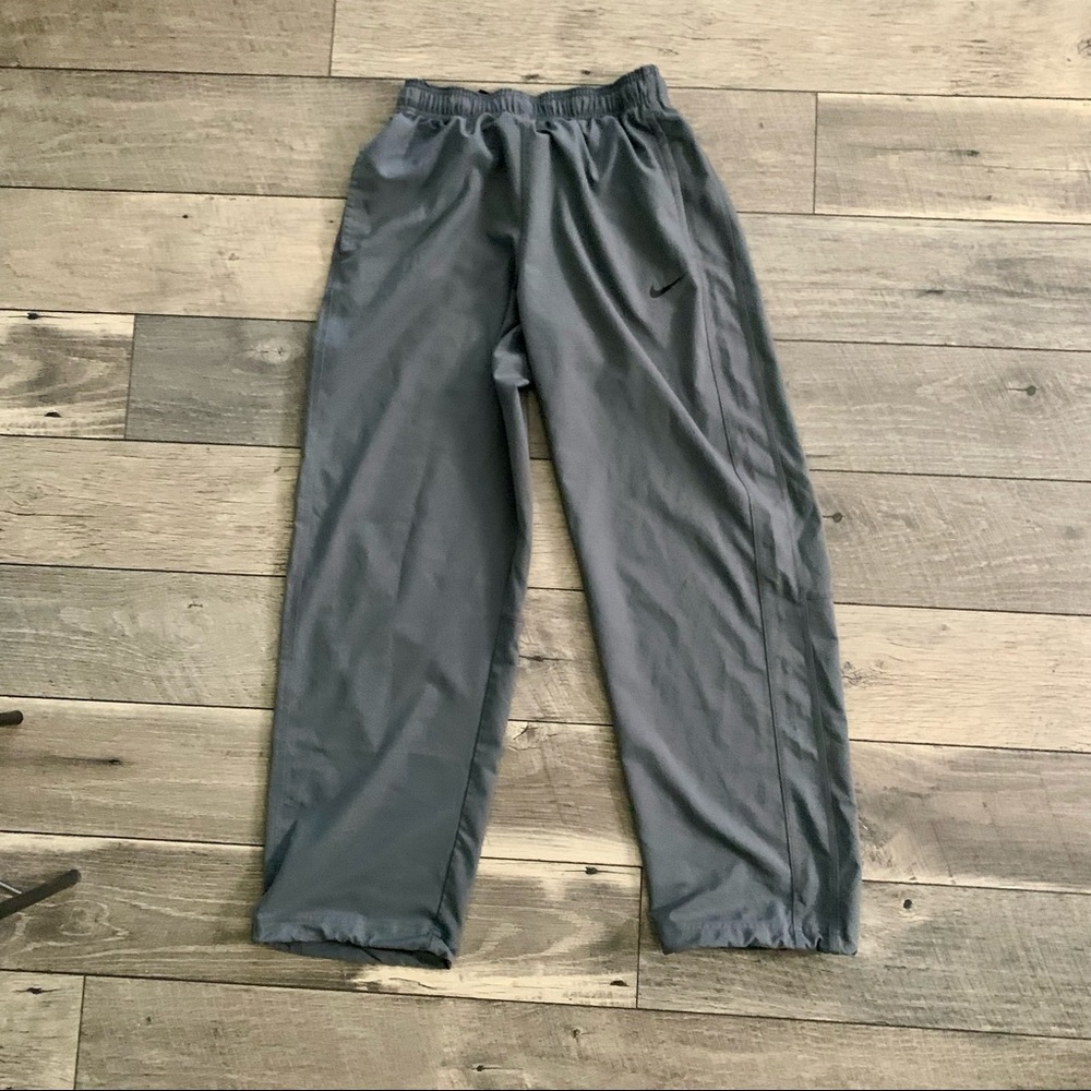 NIKE MENS SZ M dri fit sweatpants